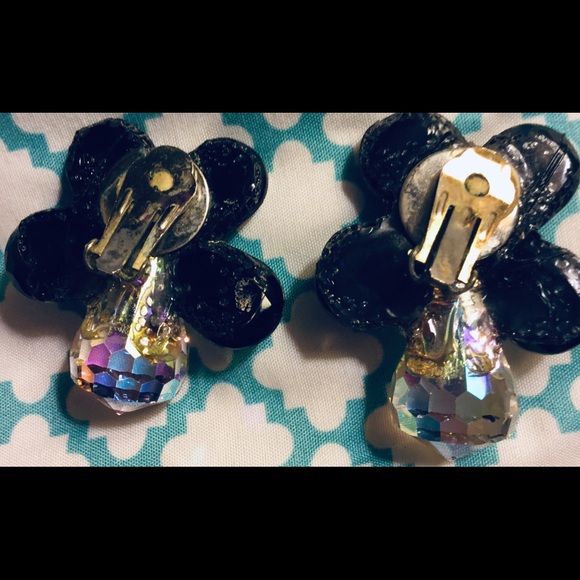 Vintage Black Iridescent Clip-On Earrings - Picture 3 of 4